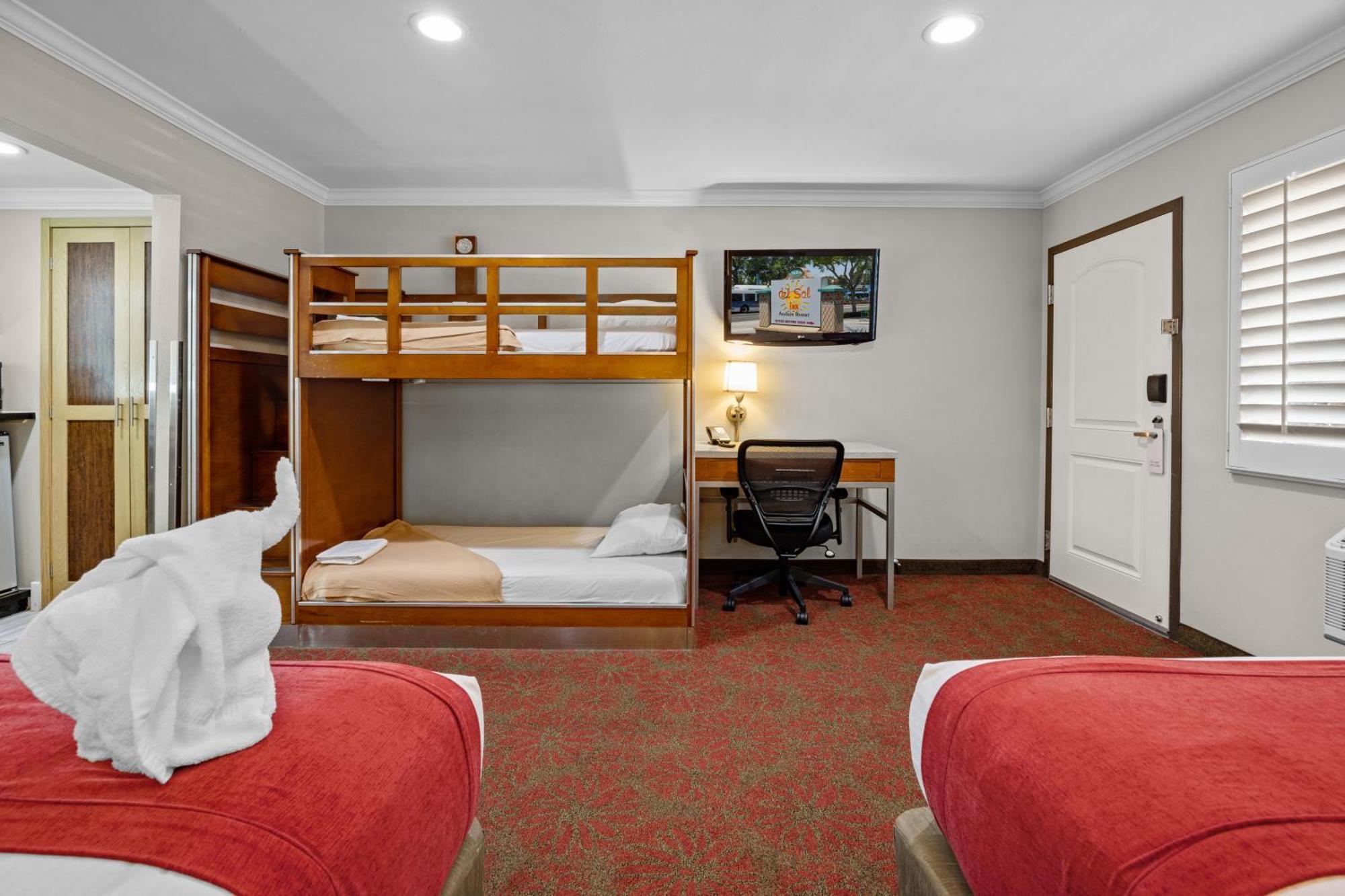 Del Sol Inn Anaheim Bagian luar foto