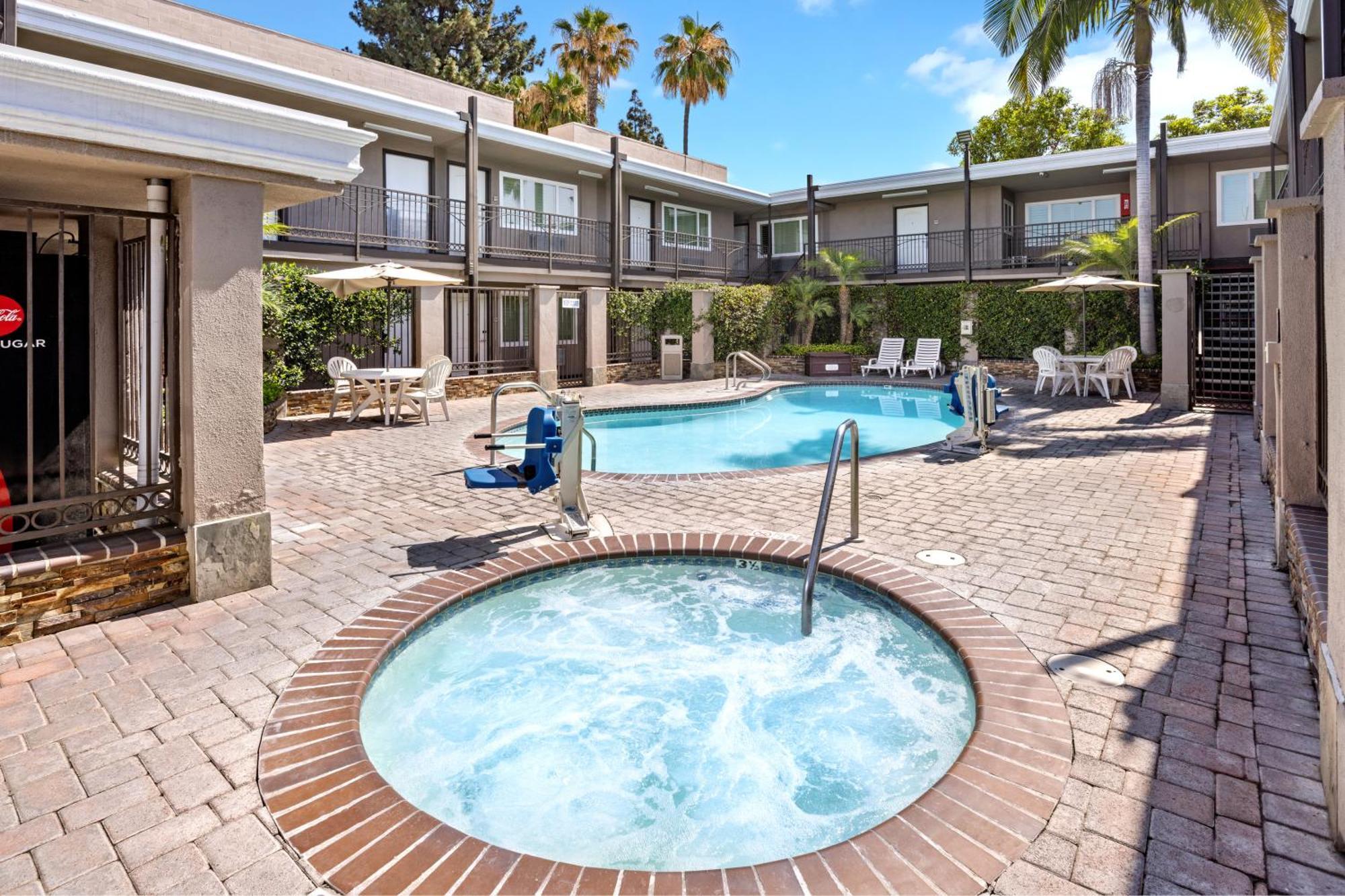 Del Sol Inn Anaheim Bagian luar foto