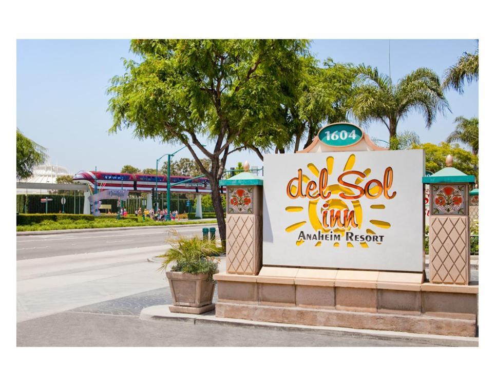 Del Sol Inn Anaheim Bagian luar foto